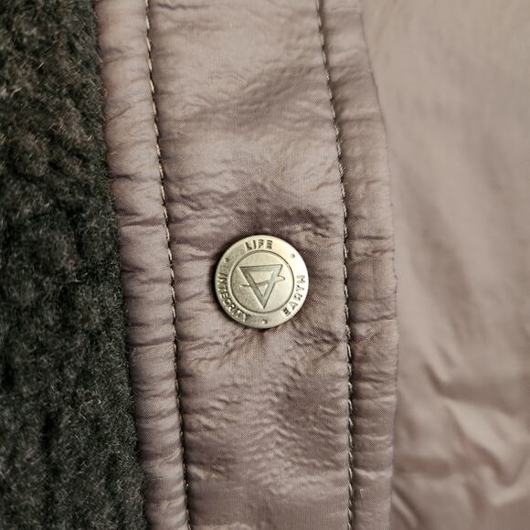 Liv Outdoor Cora Women's Size Small Shaket Black Shirt/Jacket NWT - Picture 4 of 6